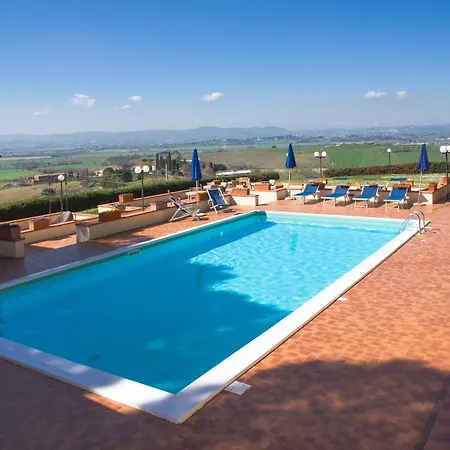 Relais Petrischio Aparthotel Farneta