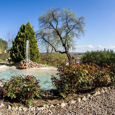 Relais Petrischio Aparthotel 4*