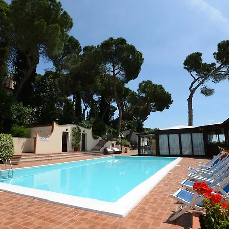 Relais Petrischio Aparthotel 4*